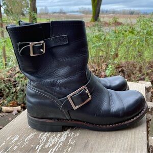 RED WING  Women’sBlack Leather Short Engineer Boots #3354 Made in USA - 7.5